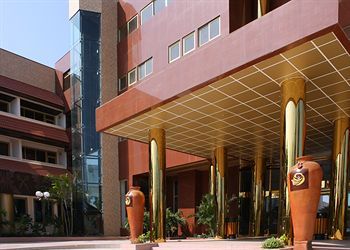 טמה Royal Nick Hotel מראה חיצוני תמונה